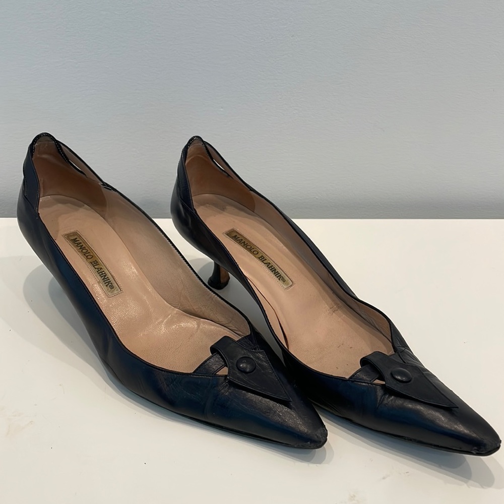 Manolo Blahnik Navy Heels Sz 39.5